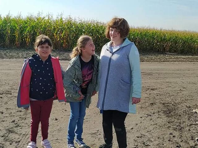 244638184 363403358907580 5374471870629086271 N